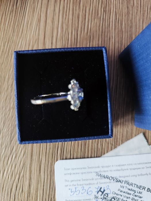 Пръстен Swarovski
