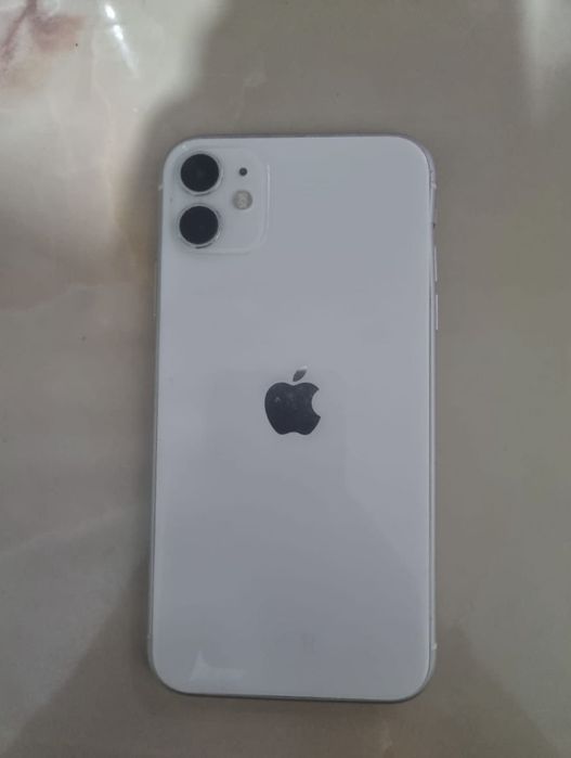 Iphone    11.