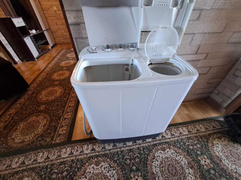 Стиралка б/у продаётся