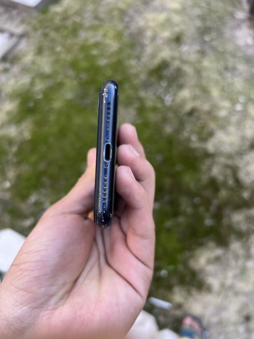 iPhone XR 128gb 78% холати яхши нархи 1.1млн