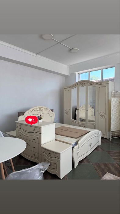 Спальный гарнитур б/у