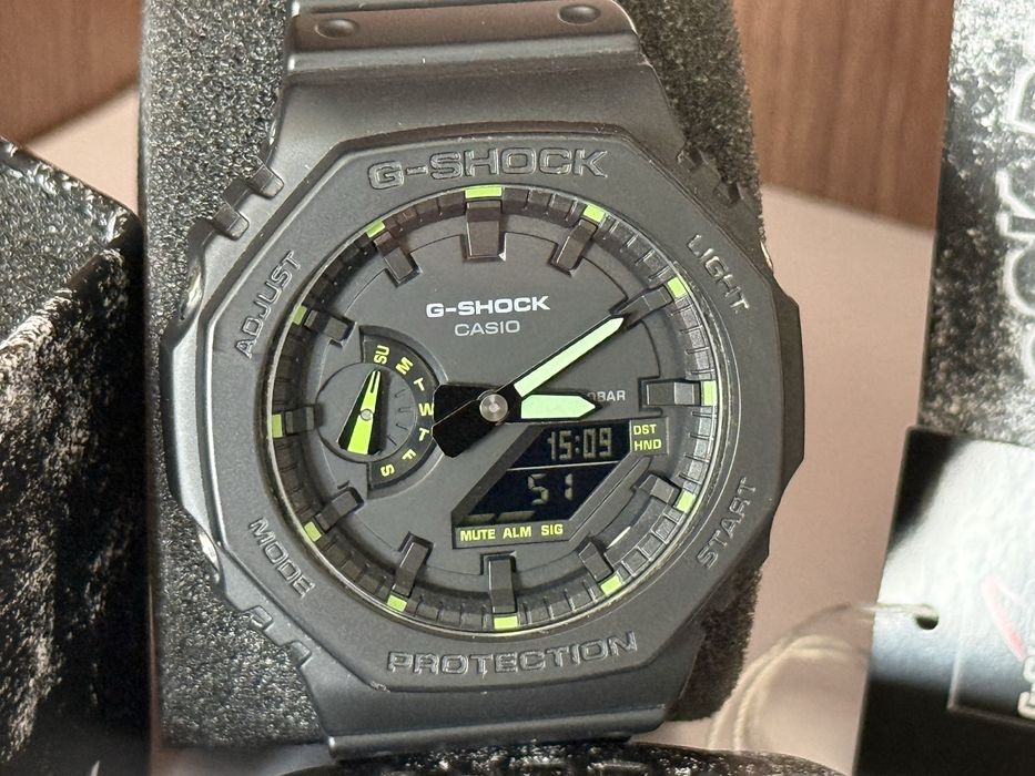 Наручные часы Casio G-Shock GA 2100