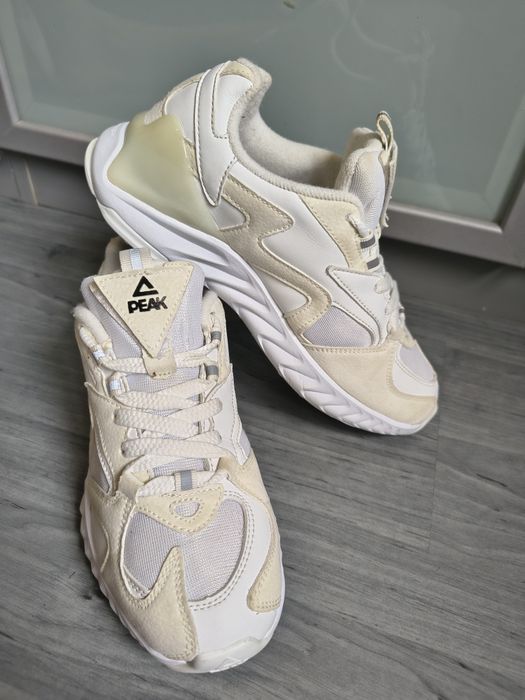 Adidași PEAK TaiChi originali mărimea 39