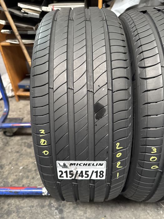 215/45/18 Michelin