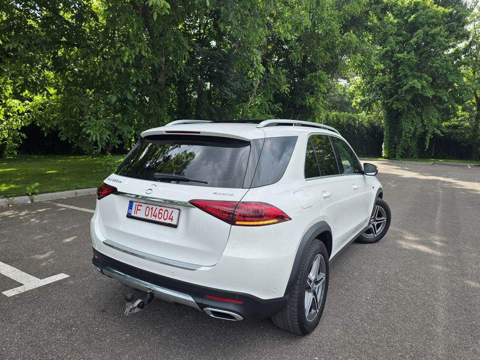 Mercedes GLE 350de 4Matic/Trapa panoramica/Distronic/Lane assist/unghi mort/Moduri de condus