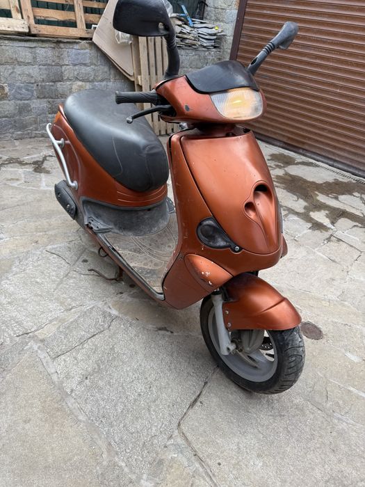 Скутер Априля Момарели 1+1 с регистрация