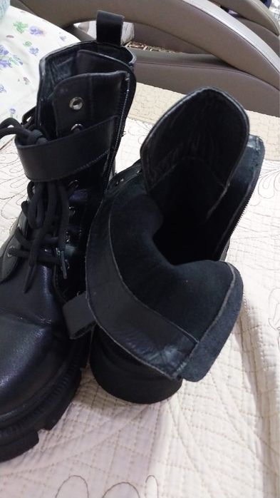 Продам ботинки 38р