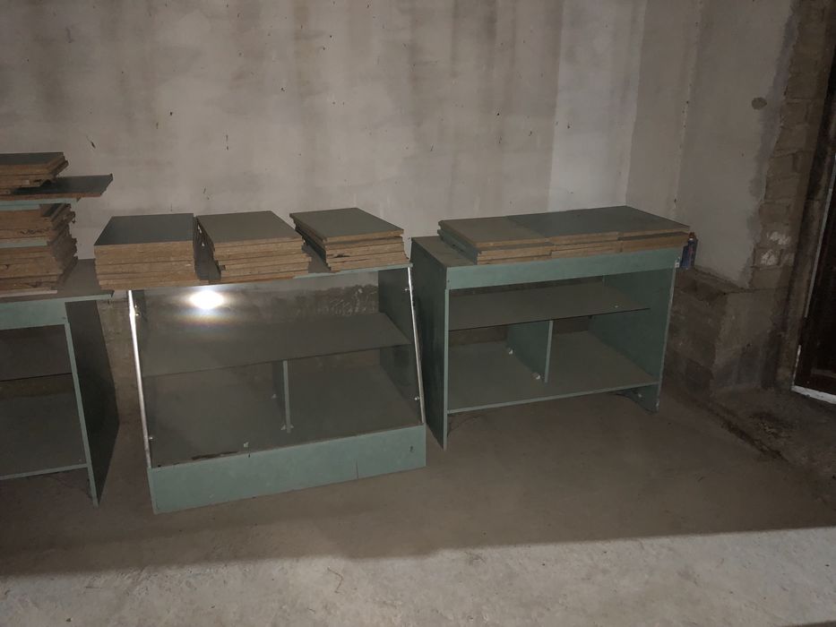 Полки для магазина