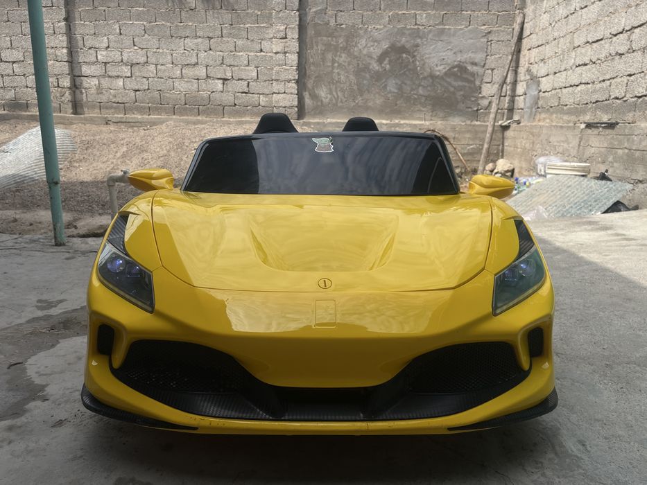 Продам автомобиль Ferari