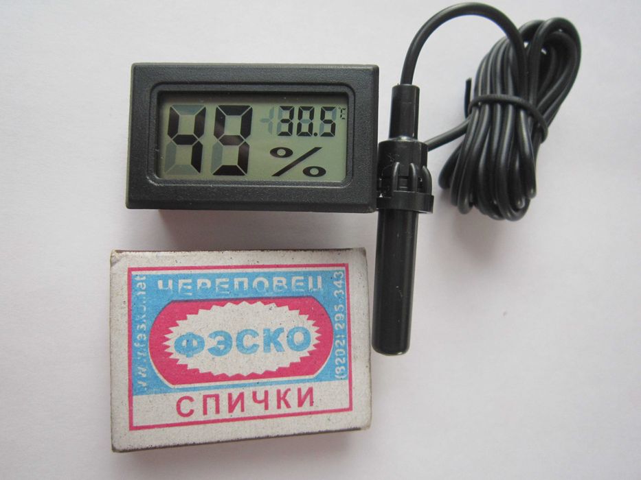 Цифровой термометр с выносным датчиком.