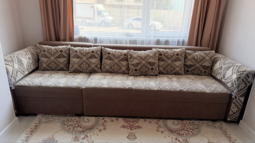 Диван сатылады 3 метр қазақи нақышта