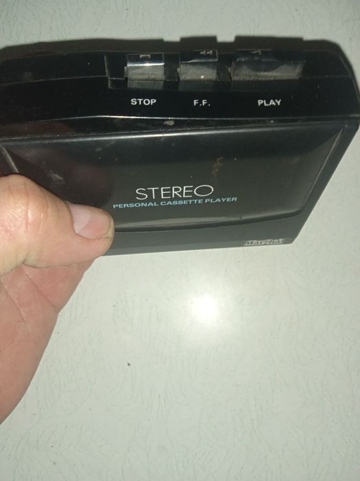 Продам  плеер и радио сканер.