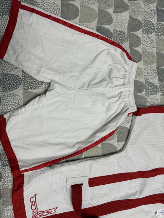 Продам кимоно для борьбы