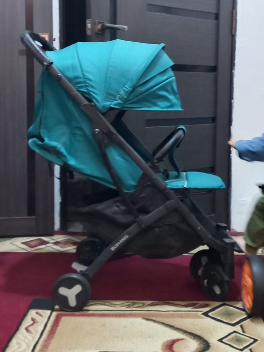 Каляска б/у , жағдайы жақсы.Көп пайдаланбаған.