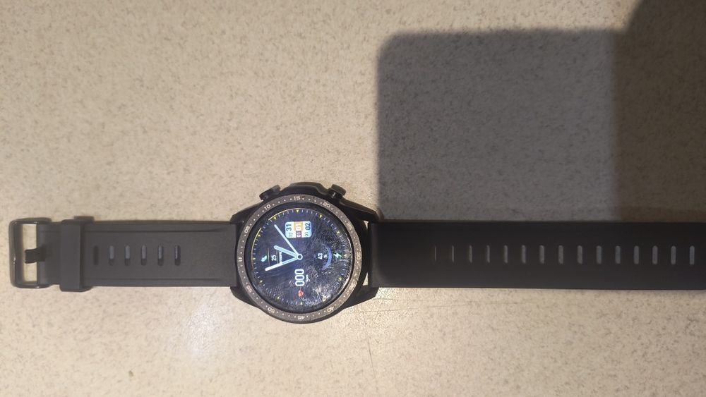 Продавам смарт часовник  IHunt