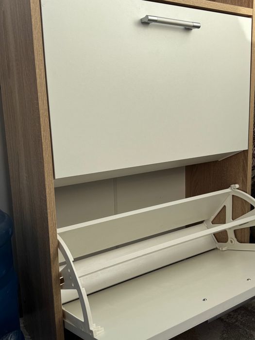 Продам обувницу IKEA