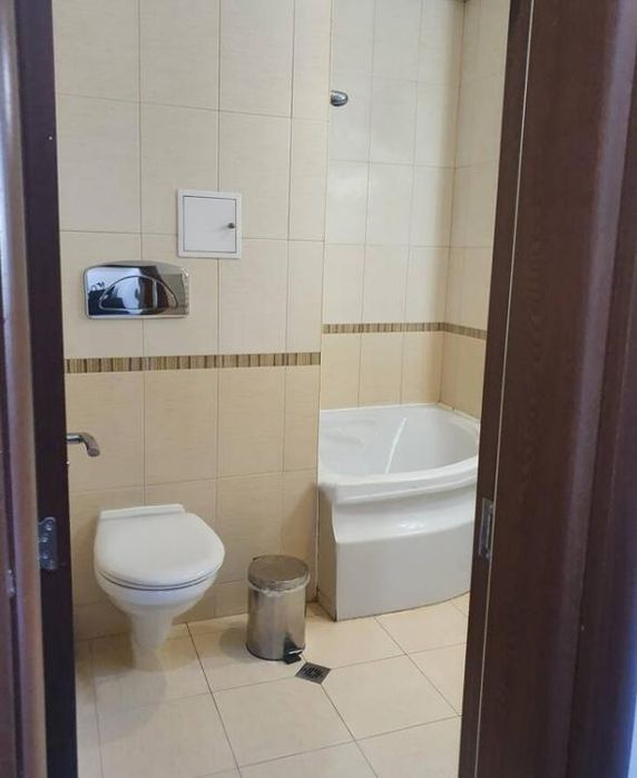 Дава се под наем Тристаен апартамент в Пловдив, Христо Смирненски - 94 кв.м за 475 € - Снимка #6