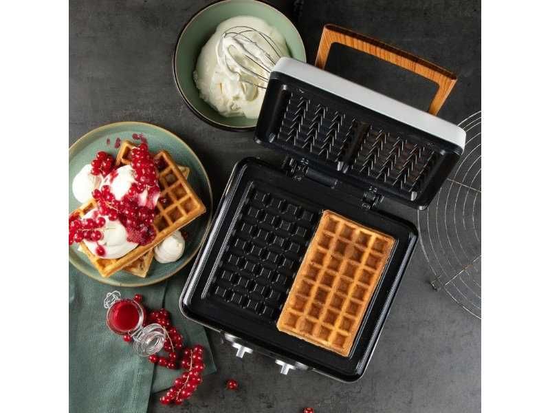 Гофретник за Белгийски Гофрети с Незалепващо Керамично  Покритие DOMO DO9280W