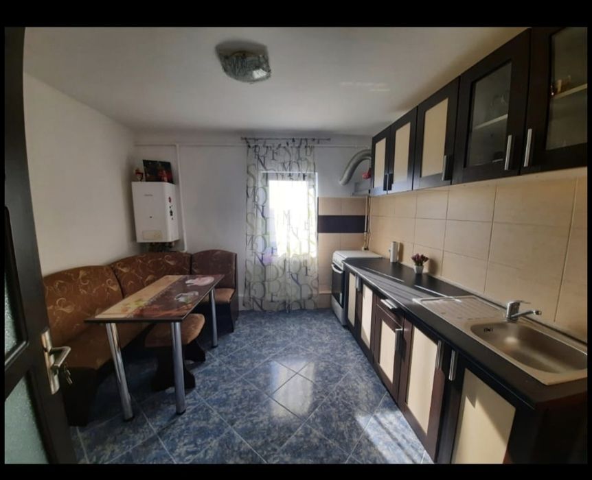 Apartament de închiriat