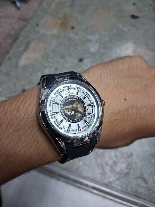 Omega soat yangi