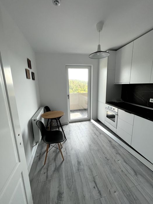 PF, închiriez Apartament 1 camera decomandat in completul Poitiers Towers.