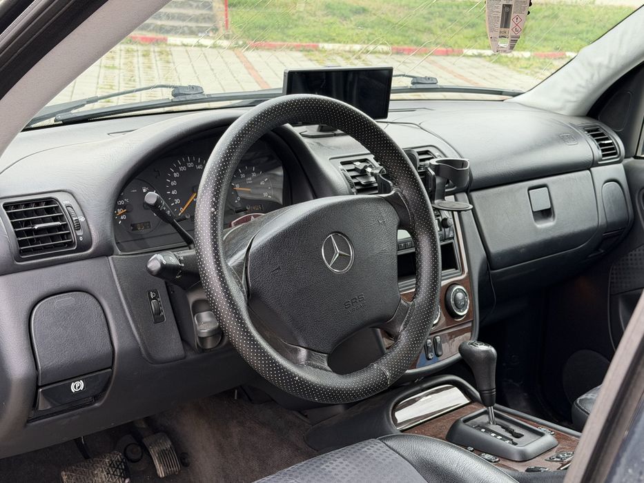 MERCEDES-BENZ ML-Class 2004 — imagine 5