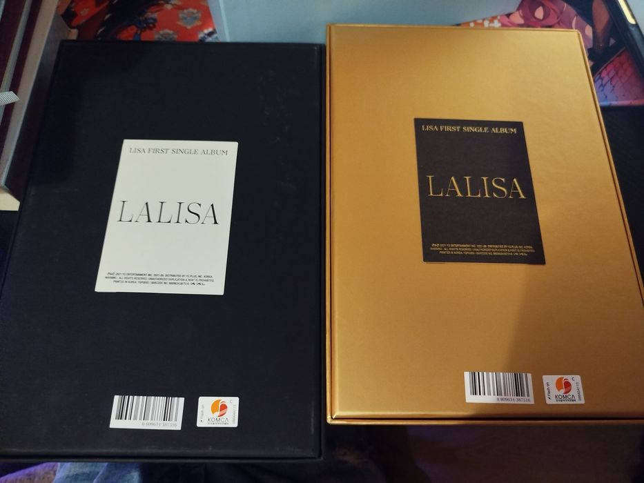 Kpop/кпоп албуми и картички!