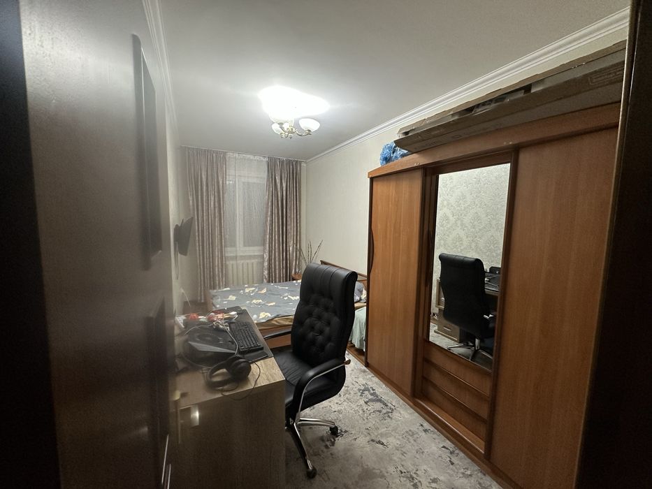 Продается квартира 3/2/4 Юнусабад 15