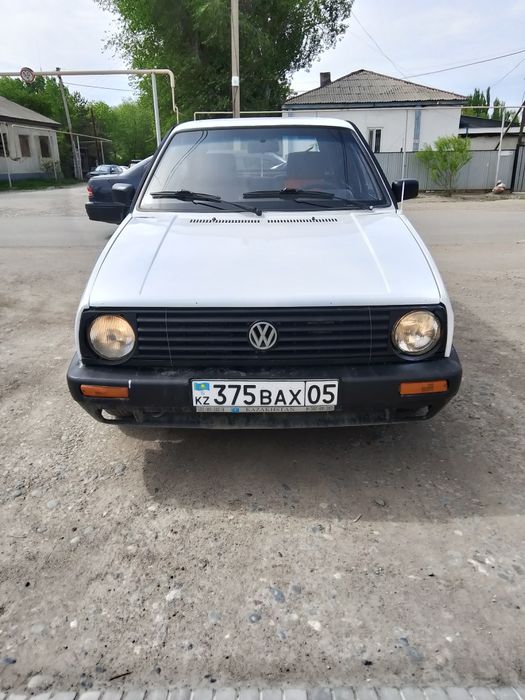 Продаю гольф 2 на полном ходу