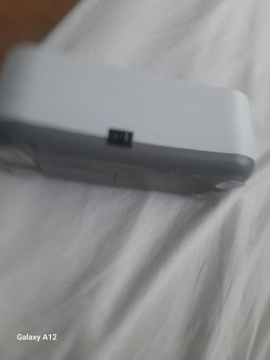 aparat de curățare cu ultrasuneteunete de dimensiuni mici (portabil/mini cuvă ultrasonică), alimentat de obicei cu baterii 35 lei