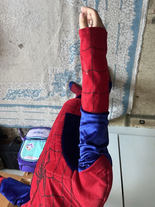 Человек паук костюм  от 5-7 лет