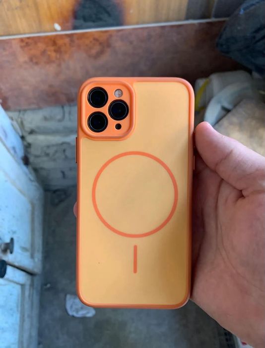 iphone 11 sotiladi