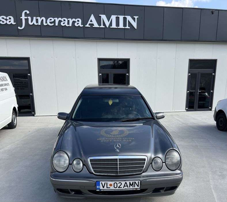 MERCEDES-BENZ E-Class 2002 — imagine 4