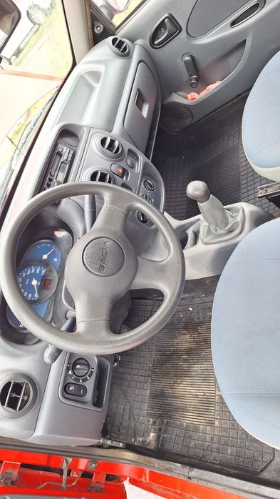 Vând Dacia Solenza 2005 - 111,400 km