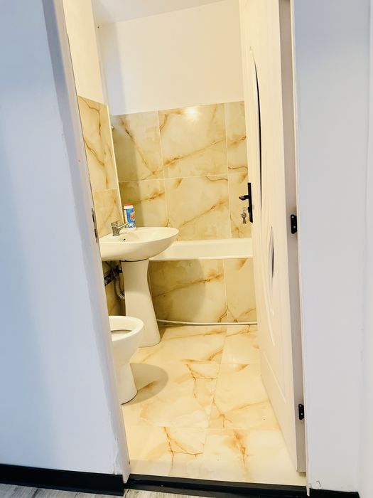 Vand Apartament Decomandat in Tecuci