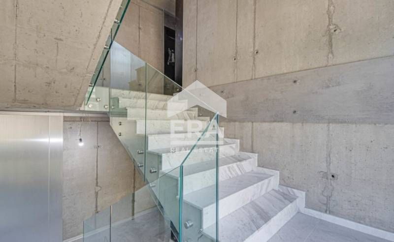 Продава се Четиристаен апартамент в София, Бояна - 194 кв.м за 2578 €/кв.м - Снимка #1