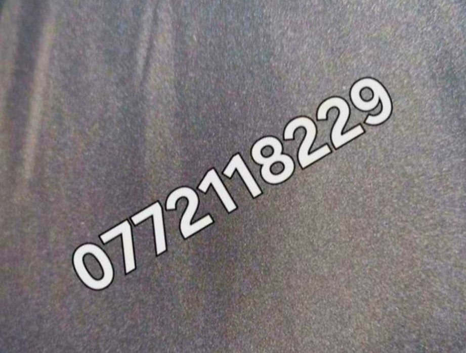 Telefon cu touchscreen perfect funcțional