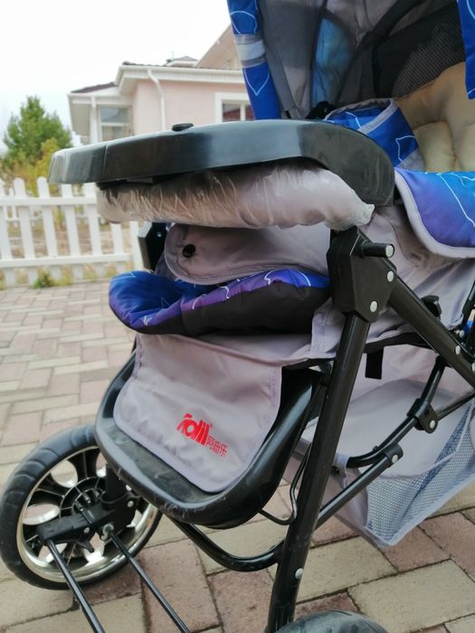 Продам очень красивую коляску!