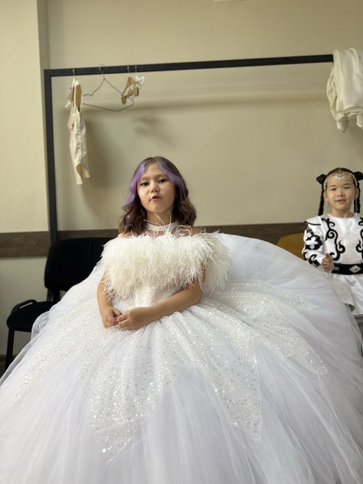 Платье на прокат для девочки