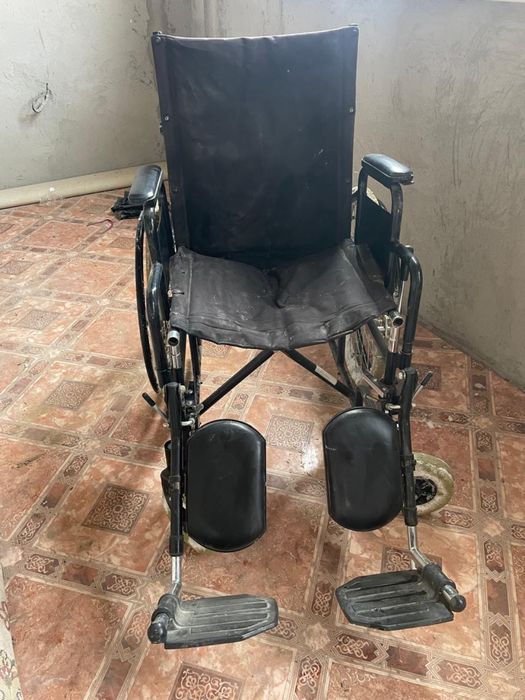 Кольяска инвалидный