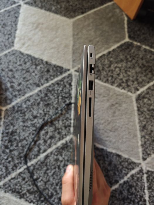 Vand laptop Lenovo Thinkbook 14