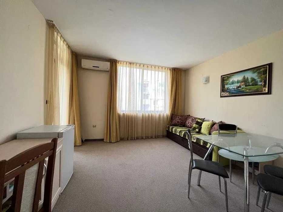 Продава се Двустаен апартамент в к.к. Слънчев бряг - 62 кв.м за 485 €/кв.м - Снимка #2