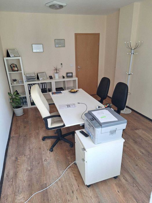 Дава се под наем Офис в София, Западен парк - 15 кв.м за 219.3 € - Снимка #1