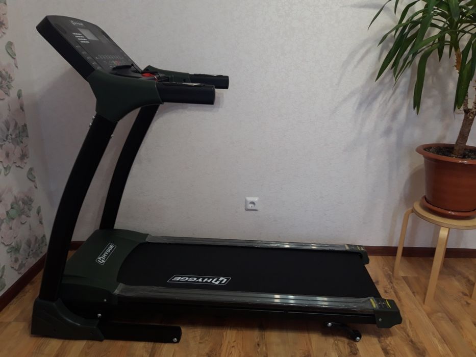 Продам беговую дорожку