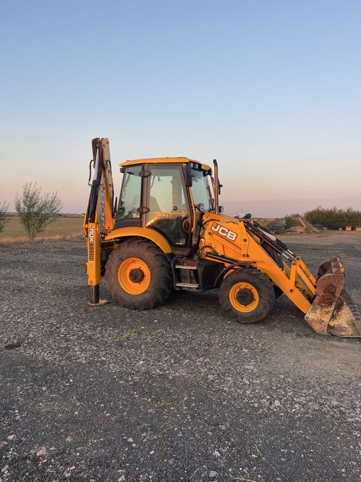 Buldoexcavator JCB 3CX