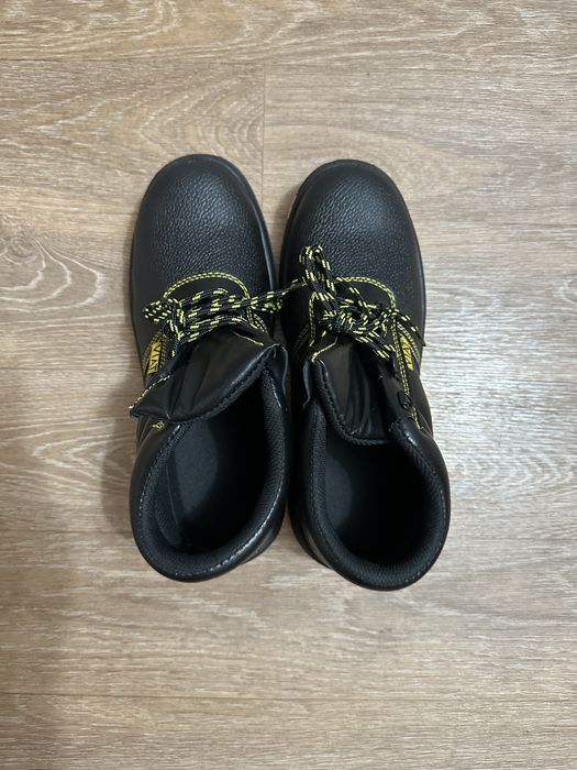 Ботинки 42 размер