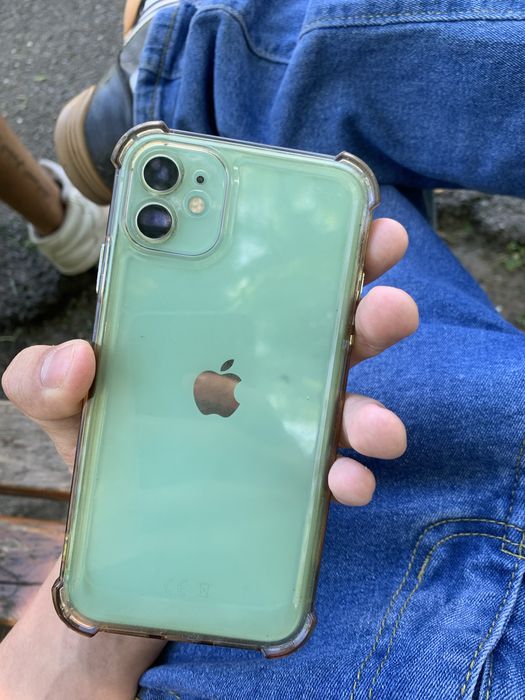 Vand iphone 11 URGENT