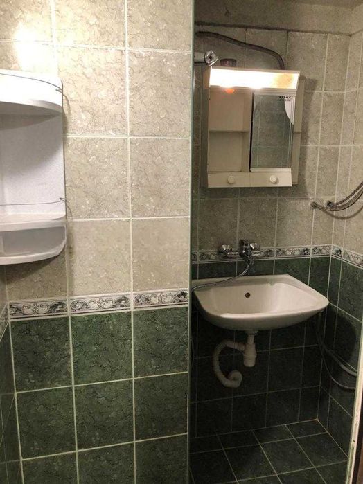 Дава под наем АТЕЛИЕ, ТАВАН, гр. София, Триъгълника