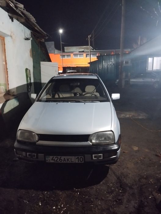 Продам гольф 3 объем 1.6торг имеется