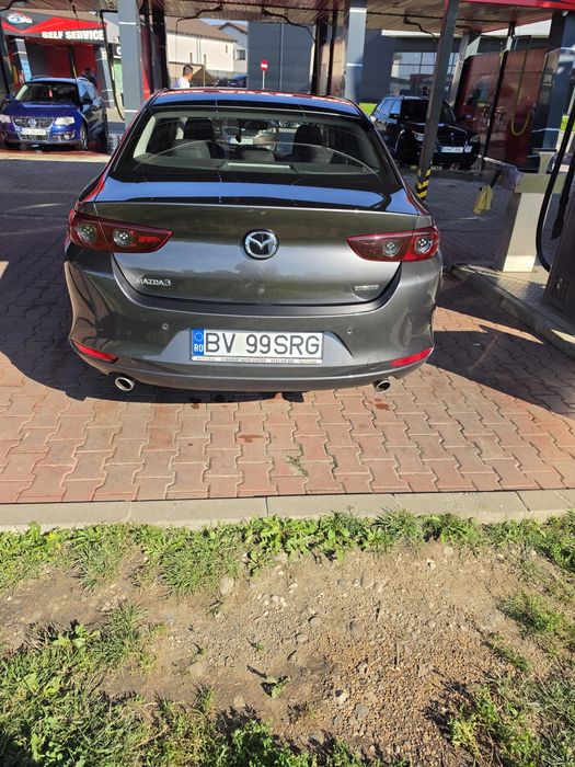 Proprietar vând Mazda 3 2.0 skyactiv-g